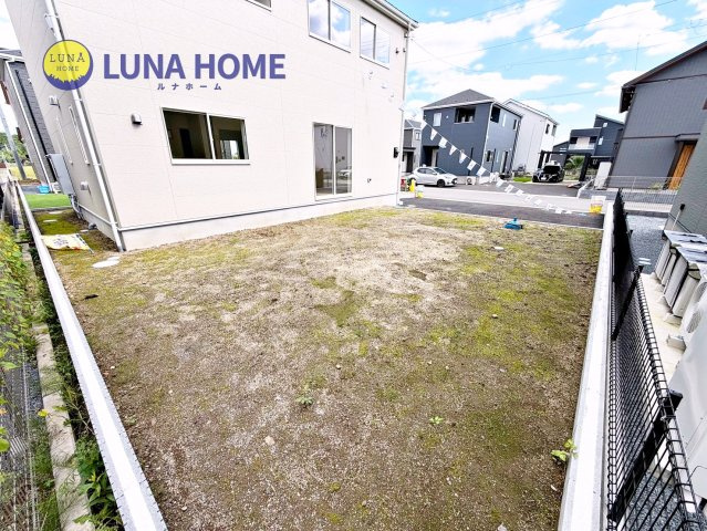 笠間市旭町第9　新築戸建　2号棟の庭|物件探しから、ご契約手続き、購入後のインテリアデザインまで、トータルでサポートいたします☆