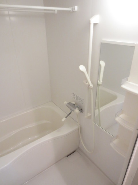 ＩＢＩＳ　ＣＯＵＲＴの浴室|／大手ハウスメーカー／他部屋参考写真／