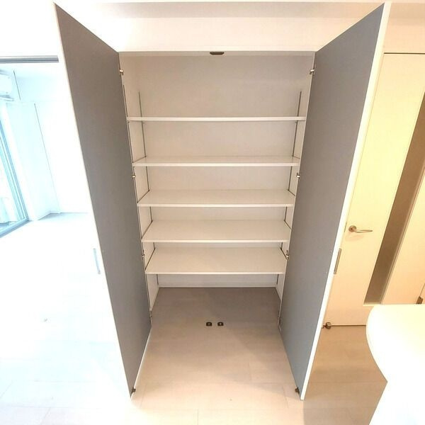 クレール三軒茶屋の収納