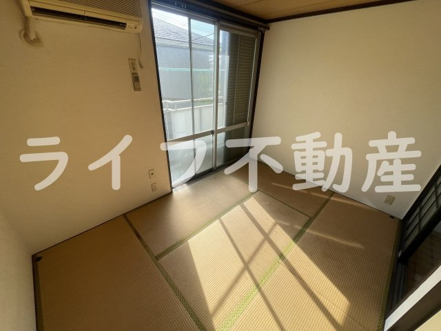 メゾン金岡の居間・リビング|使いやすいリビングです