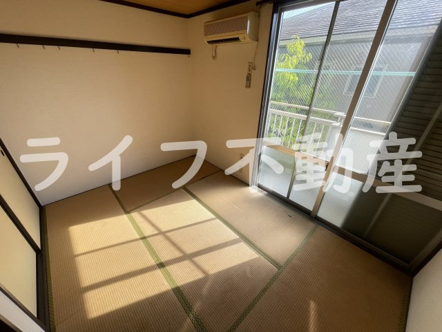 メゾン金岡の居間・リビング|使いやすいリビングです