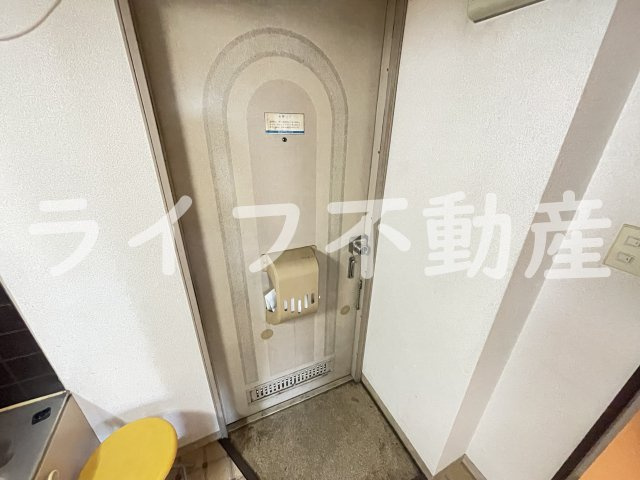 メゾン金岡の玄関|シンプルで使いやすい玄関です