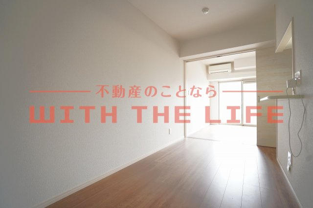 グランドシャルドン【キャッシュバック対象物件】の居間・リビング|使いやすいリビングです