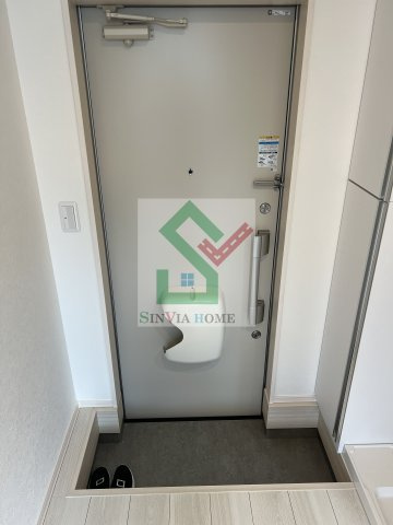 ミュレ東伏見の玄関