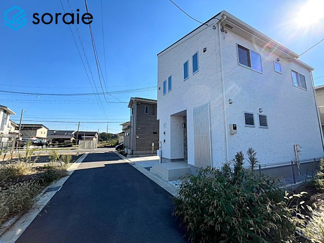 川越市安比奈新田　未入居戸建の前面道路含む現地写真|2026/10/10撮影
