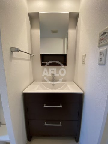 アプリーレ堺筋本町の洗面所|アプリーレ堺筋本町　独立洗面台