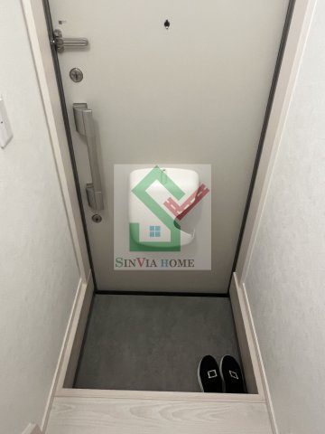 ミュレ東伏見の玄関