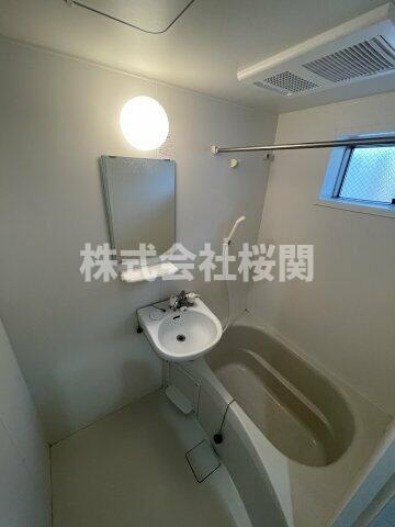 グラン浅間台の浴室