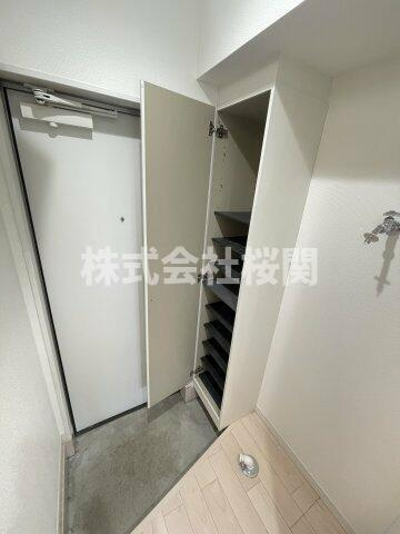グラン浅間台の玄関|別部屋参照