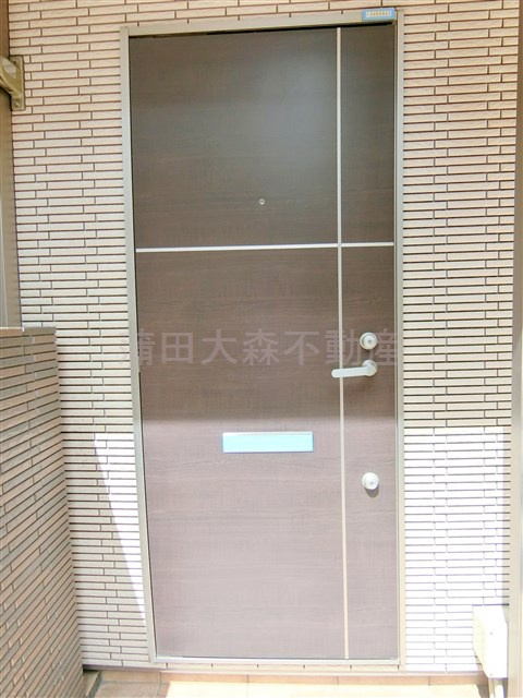 シャルールの玄関