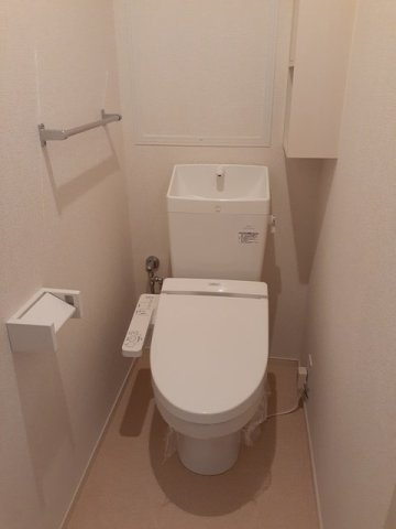 メゾンドプランドール　　　刈谷市近郊の賃貸はクラスホーム刈谷店のトイレ|シンプルで使いやすいトイレです