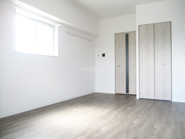 レジデンス神谷Ｃの居間・リビング|明るいお部屋です☆