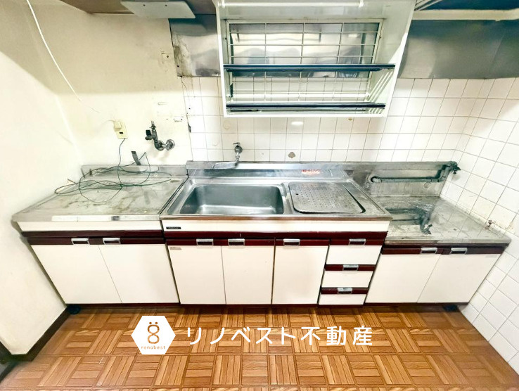八戸ノ里グランドマンションB棟のキッチン|ガスコンロ設置可能◎
お好みのキッチンにリノベーションも可能です♪