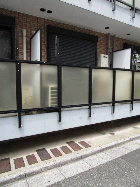 クレール住吉のその他|★バルコニー柵は高めに設置★