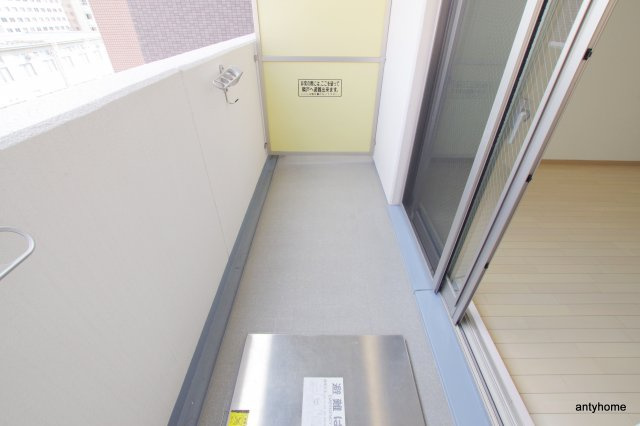リップルビガー扇町　仲介手数料無料のバルコニー