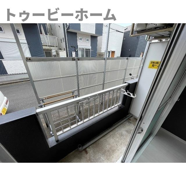 メゾンラハイナのバルコニー|落ち着いた時間を過ごせるバルコニーです