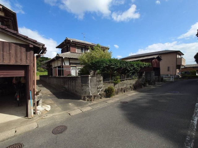 【前面道路含む現地写真】の画像