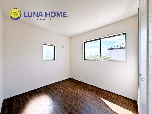 笠間市旭町第13　新築戸建　7号棟の洋室|マイホーム探しはベテラン揃いのLUNA HOME《ルナホーム》にお任せください♪