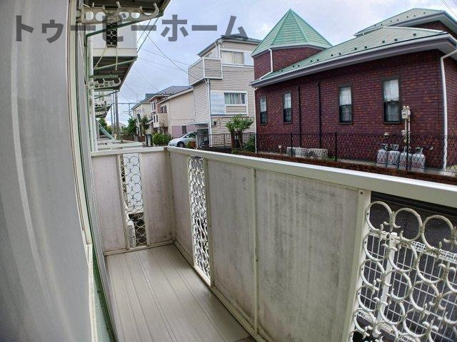 グリーンハイツ橘のバルコニー|外からの目が気にならないバルコニーで洗濯物が干せます