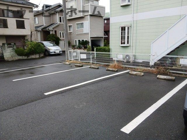 グリーンハイツ橘の駐車場|駐車場です