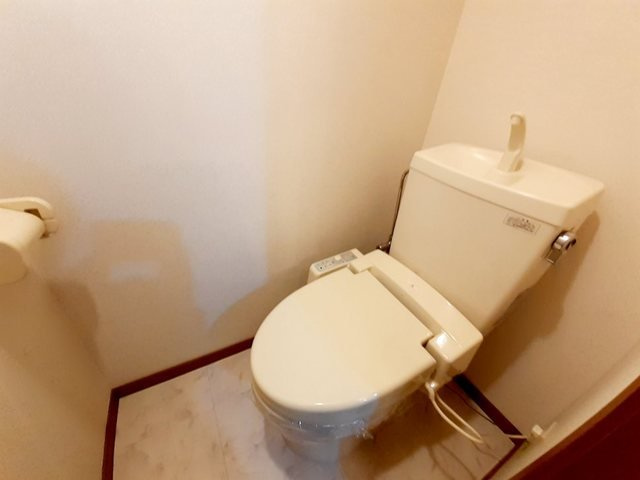 ソレイユ新狭山のトイレ|落ち着いたトイレです