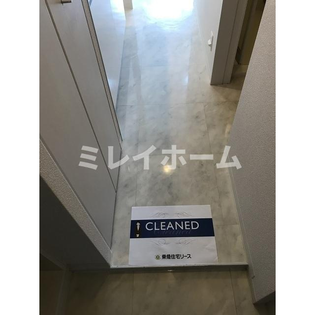 コンフォリア大森トロワの玄関