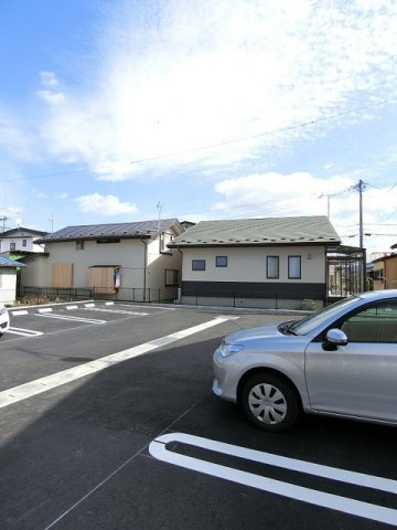 ブライハイドの駐車場