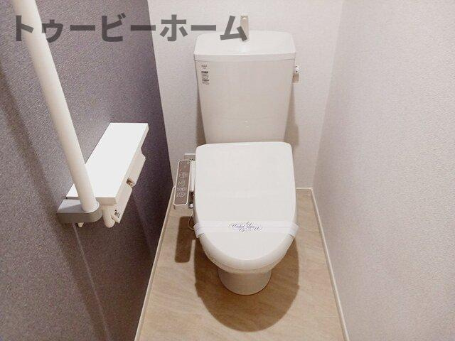 カーサ・フィオーレのトイレ|清潔感のあるトイレです