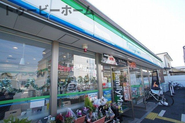 カーサ・フィオーレの周辺|ファミリーマート 新狭山二丁目まで250m