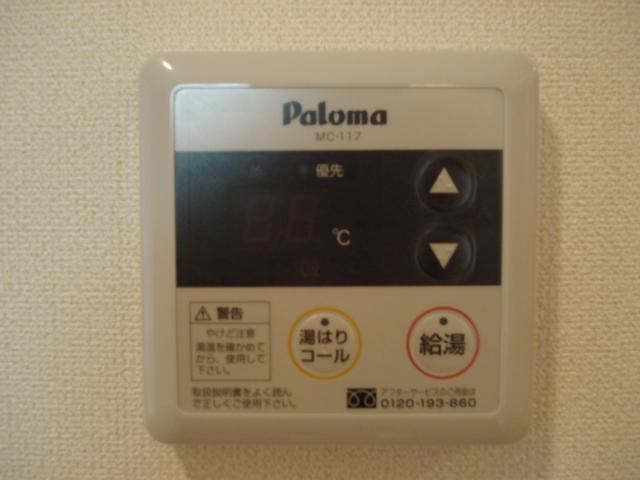 サンパレス日進　　　刈谷市近郊の賃貸はクラスホーム刈谷店の設備|給湯器リモコン（イメージ）