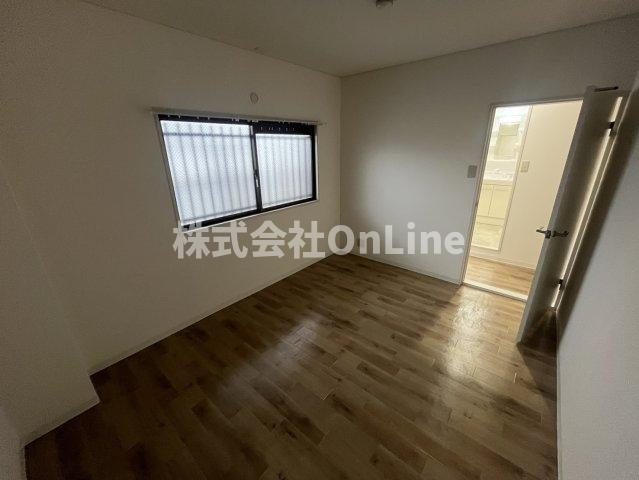 八尾市東太子２丁目の賃貸マンションの洋室