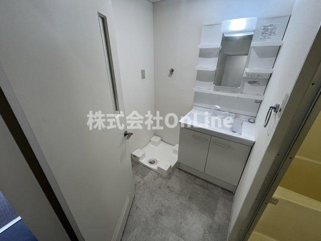 八尾市東太子２丁目の賃貸マンションの洗面所