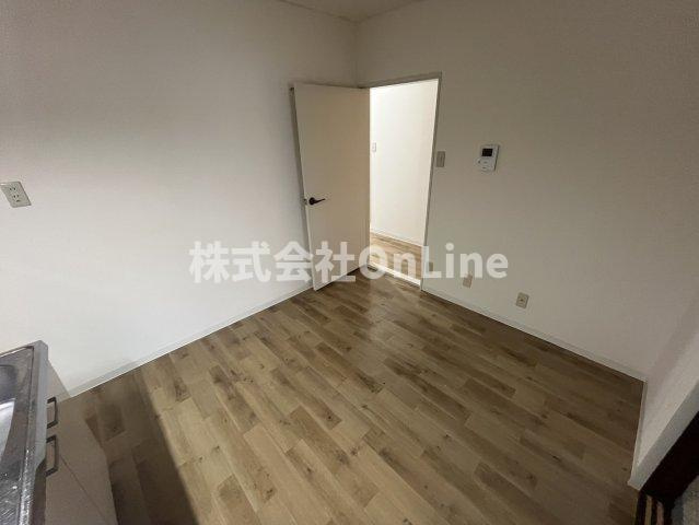 八尾市東太子２丁目の賃貸マンションの居間・リビング