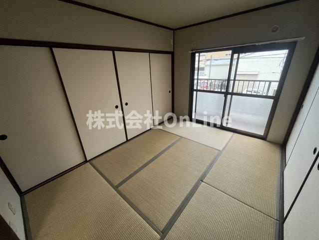 八尾市東太子２丁目の賃貸マンションの寝室