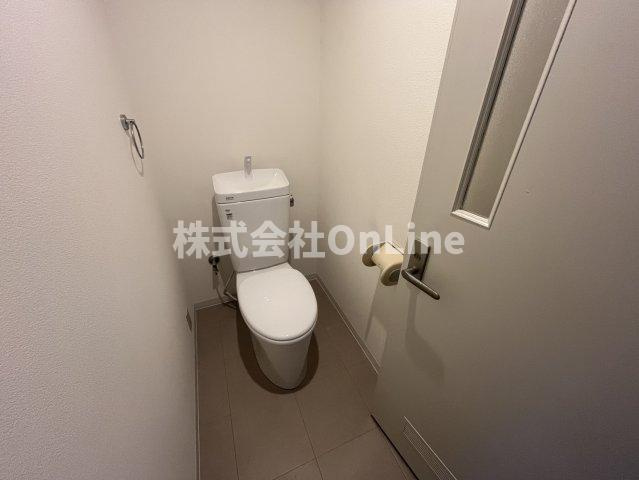 八尾市東太子２丁目の賃貸マンションのトイレ