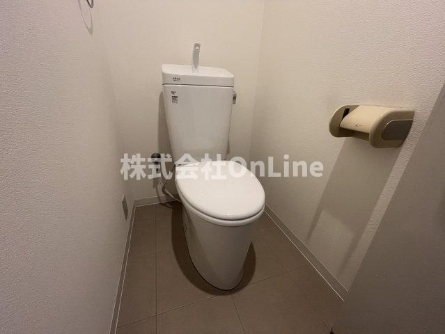 八尾市東太子２丁目の賃貸マンションのトイレ