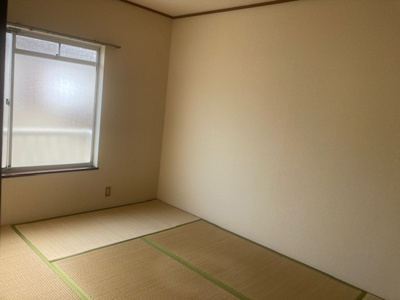 【和室】 | エステートピア三咲 | クリーニング前のお部屋です。参考：202号