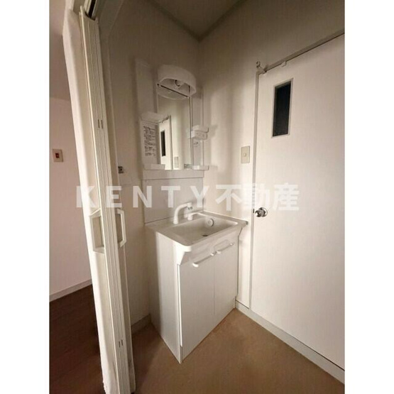 【洗面所】 | エンゼルハイム大森本町 | コンパクトで使いやすい洗面所
