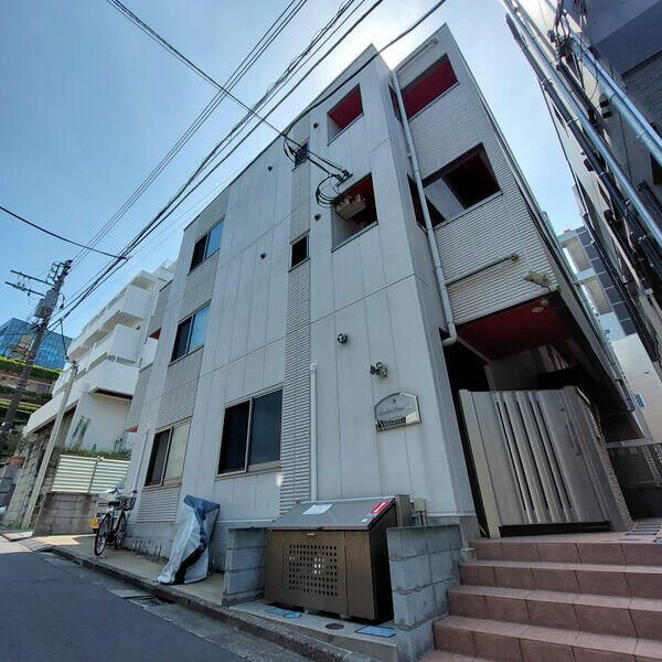 エクセドラ北参道の外観