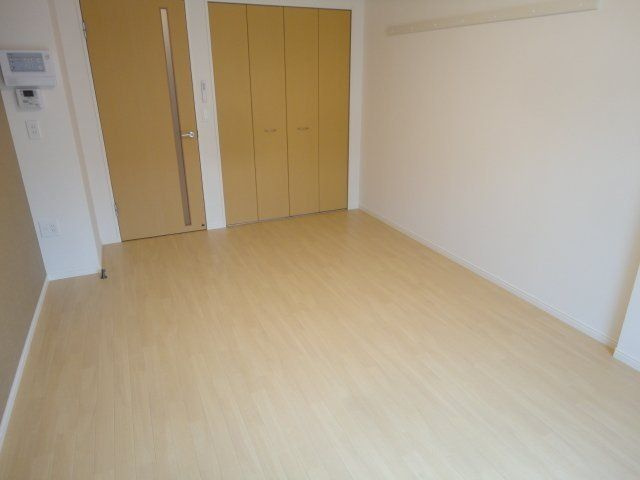 Ｐｒｉｍｅ　Ｃｏｕｒｔ・川口（プライムコート・川口）の洋室