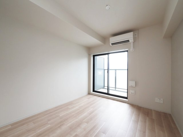 大阪市淀川区塚本１丁目の賃貸マンションの居間・リビング