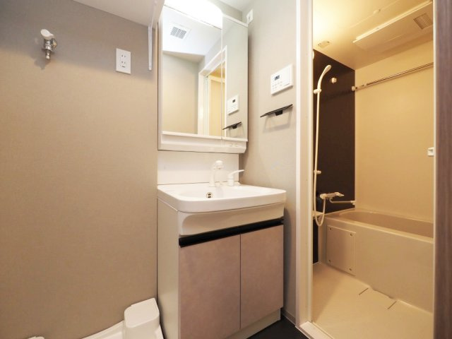 大阪市淀川区塚本１丁目の賃貸マンションの洗面所
