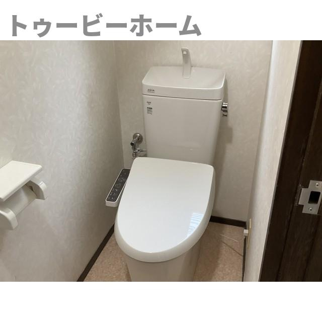 所沢市山口戸建のトイレ|ゆったりとした空間のトイレです