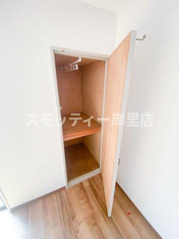 コスモレジデンス住之江の収納