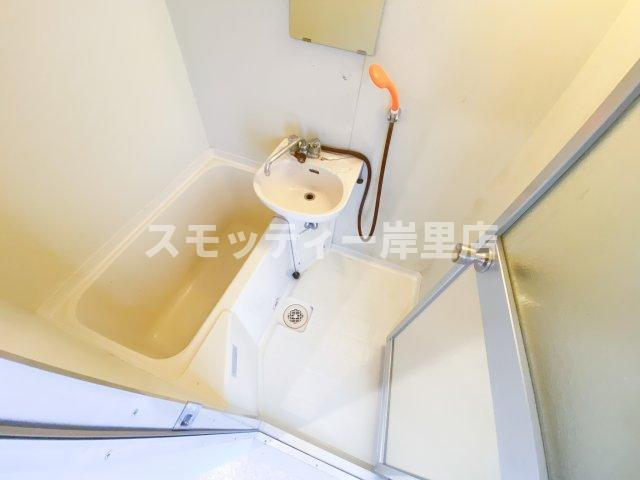 コスモレジデンス住之江の浴室