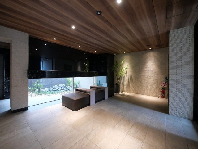 大阪市福島区鷺洲３丁目の賃貸マンションのロビー