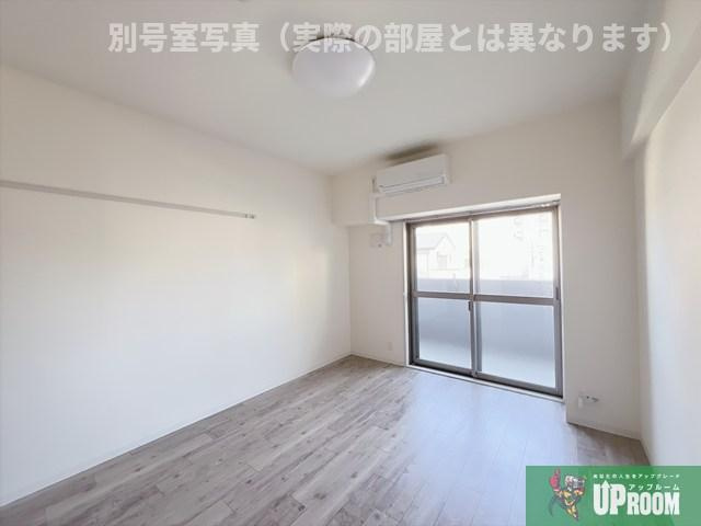ルシェル大曽根の居間・リビング