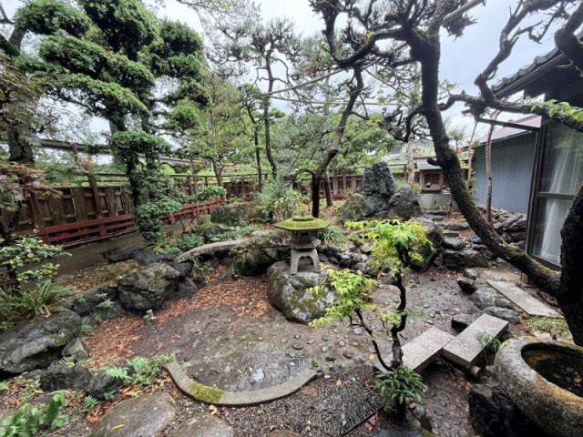 足軽組屋敷内の庭のある昭和元年築の木造住宅のその他