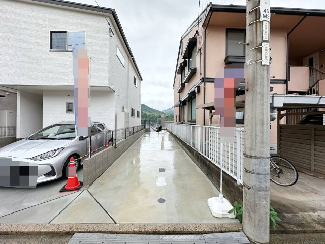 安芸区矢野東4丁目 No.3の駐車場|車は縦列3台駐車可能☆