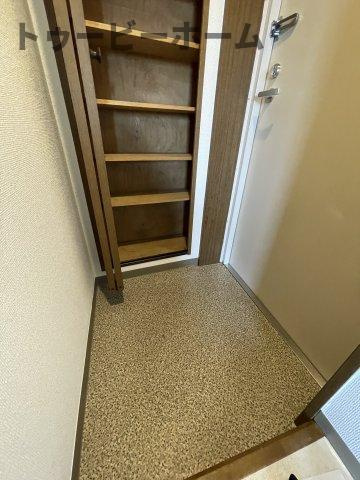 モンシャトー参番館の玄関|きれいな玄関です
